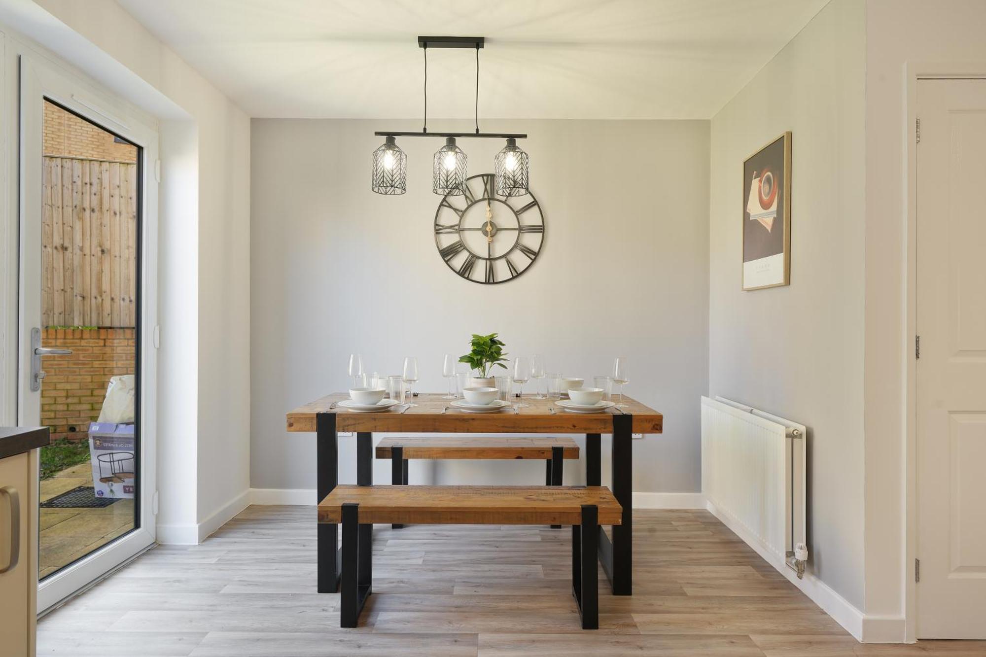 Mersey Way, Spacious 3 Bed Home, Close To Sheffield City Centre & Free Driveway Parking - Perfect For Workers, Groups & Families - Hosted By Stay Host Save Luaran gambar