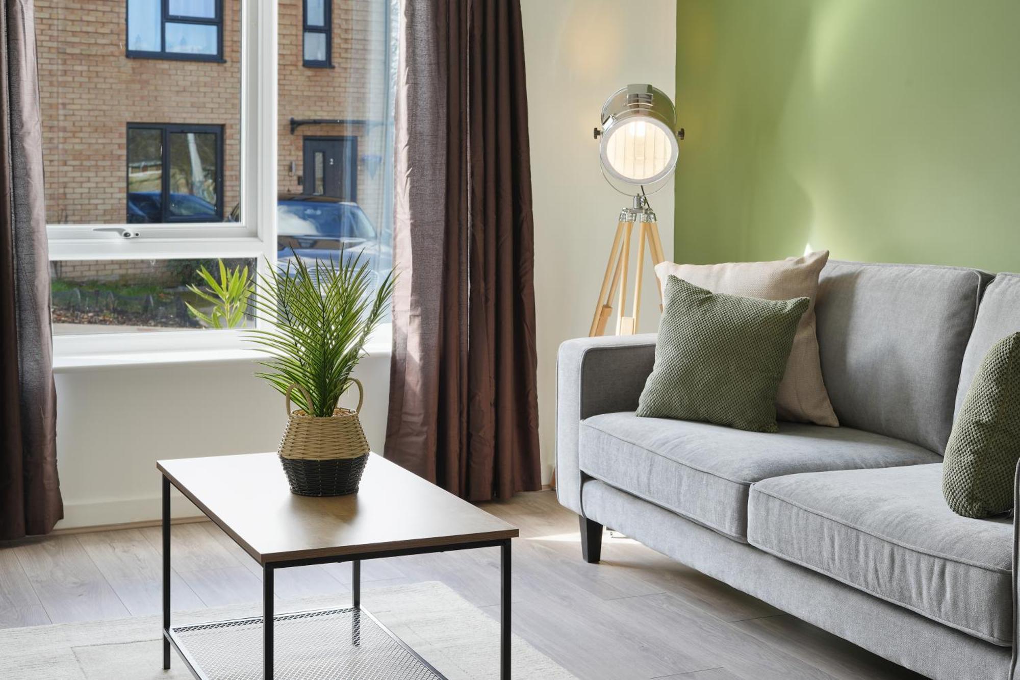 Mersey Way, Spacious 3 Bed Home, Close To Sheffield City Centre & Free Driveway Parking - Perfect For Workers, Groups & Families - Hosted By Stay Host Save Luaran gambar