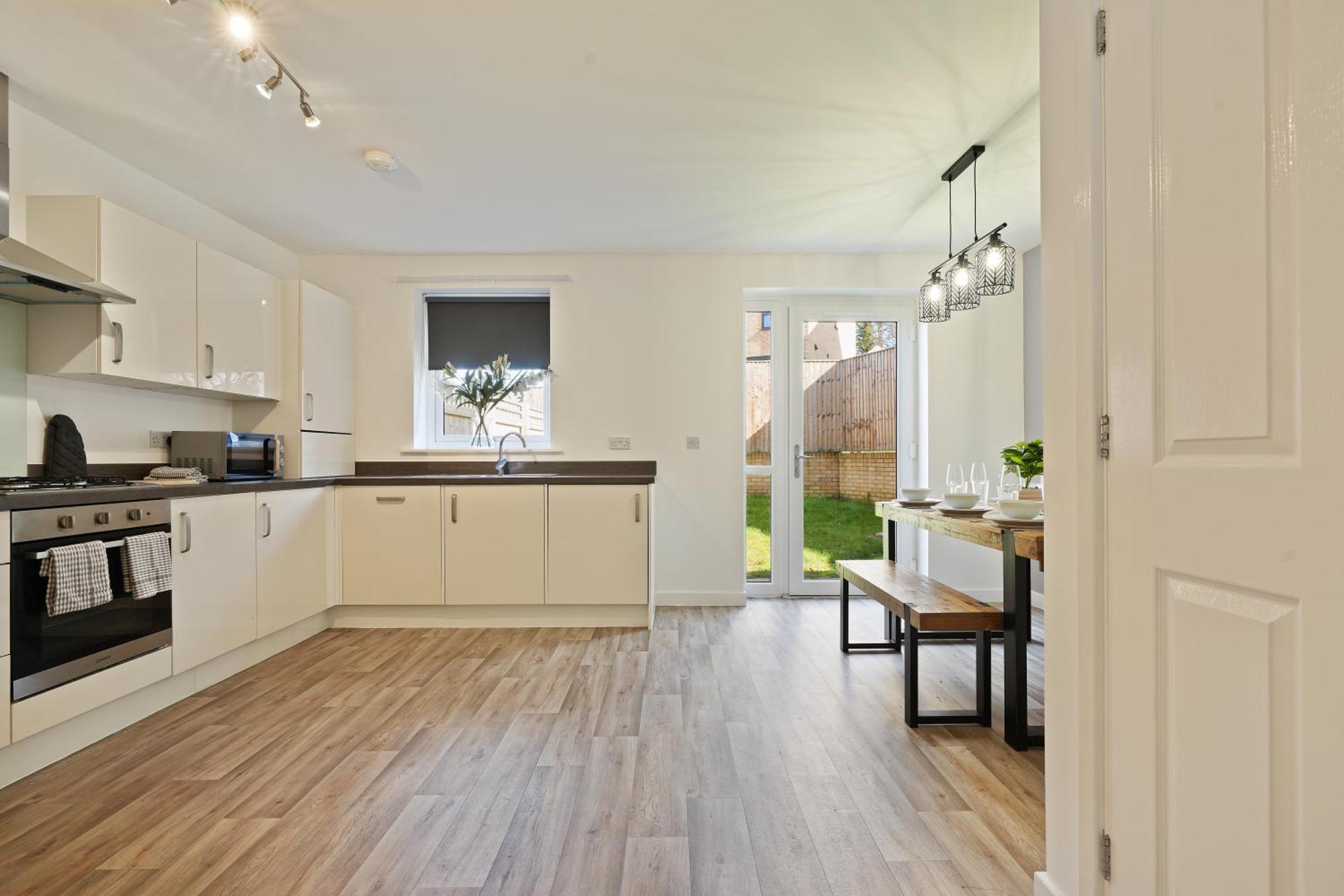 Mersey Way, Spacious 3 Bed Home, Close To Sheffield City Centre & Free Driveway Parking - Perfect For Workers, Groups & Families - Hosted By Stay Host Save Luaran gambar